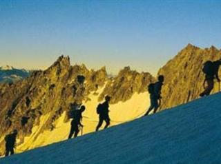 Hotel Piz Badus 2*